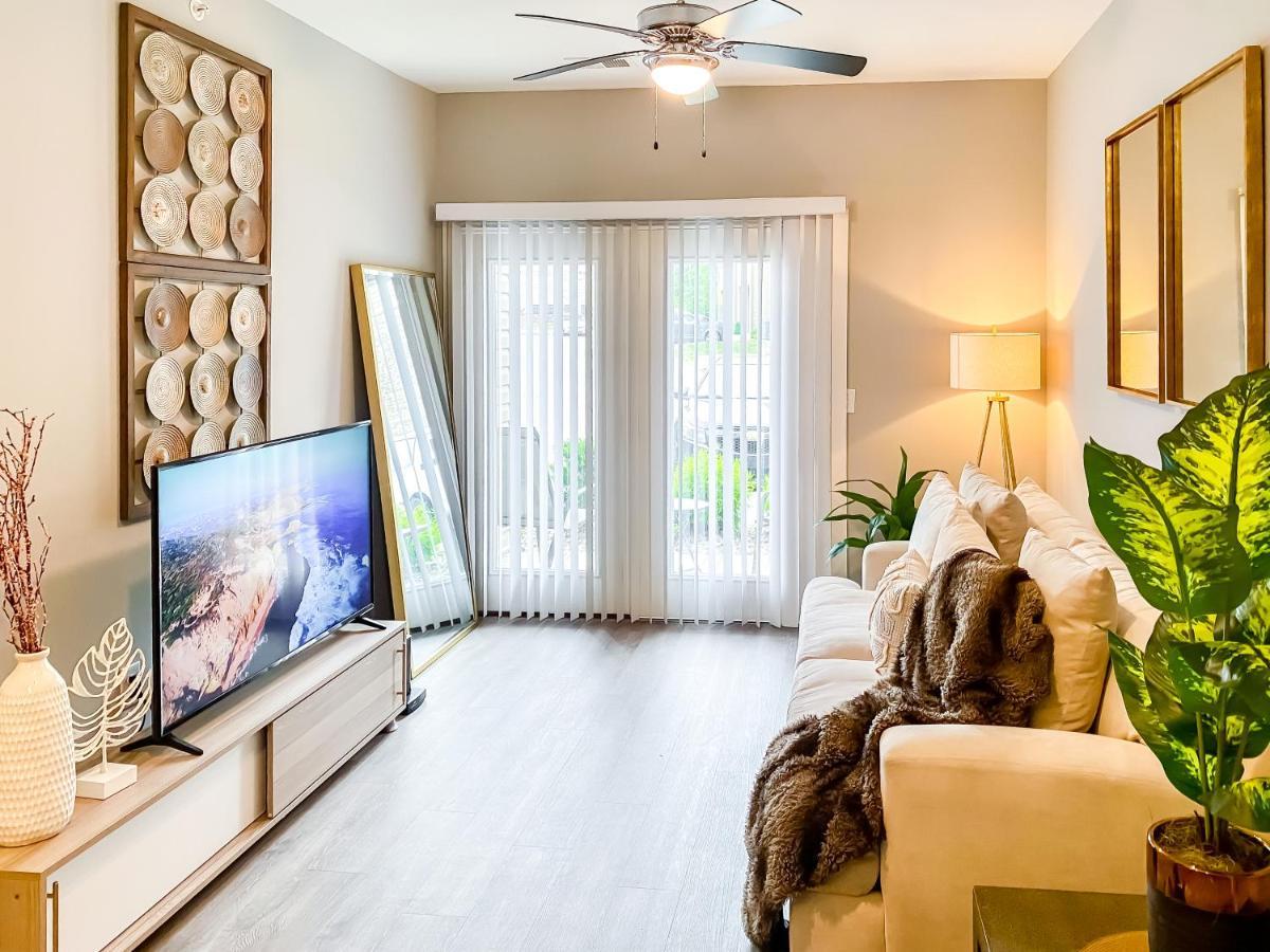 路易斯威尔Full Kitchen,King,W/D,Netflix,2 Smart Tvs,Parking公寓 外观 照片